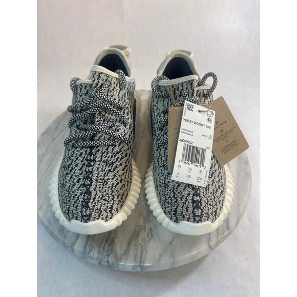 adidas Yeezy Boost 350 Turtledove (2022) Kids Size US4 UK3.5 - Picture 1 of 11